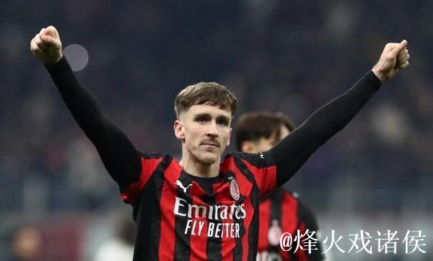 AC米兰正式宣布与萨勒马克斯续签合同 AC米兰正式宣布与萨勒马克斯续签合同