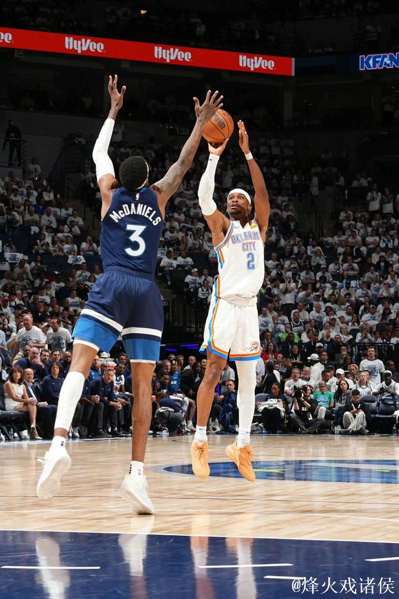 小托马斯复出30分爱德华兹28+7 篮网客场大胜森林狼