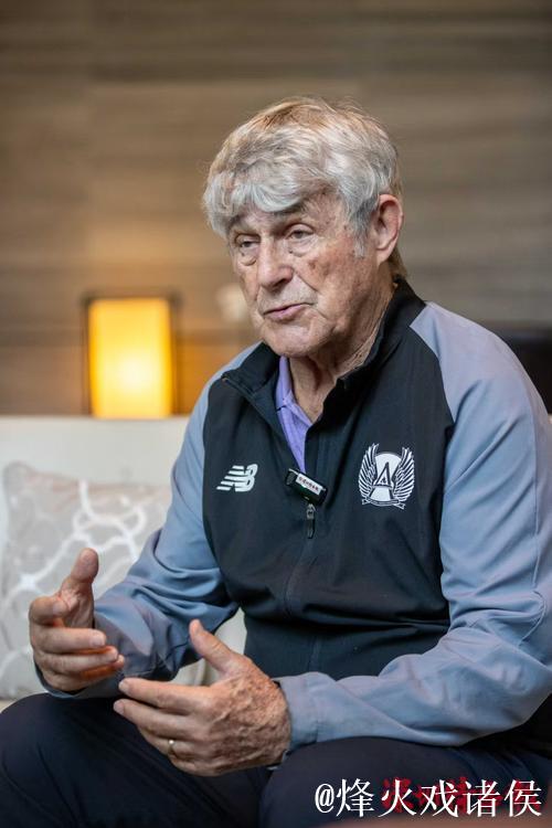 神奇主帅米卢自荐首席助教?海港外援选择坚持走 “咸菜泡饭” 路线 神奇主帅米卢自荐首席助教?海港外援选择坚持走 “咸菜泡饭” 路线